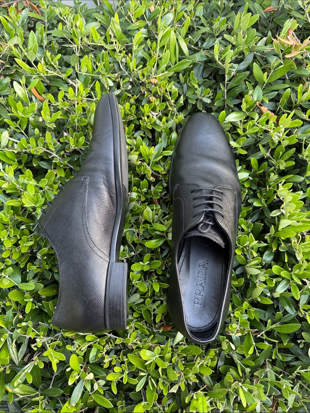 Prada Black Saffiano Leather Lace-Up Oxfords - Men's